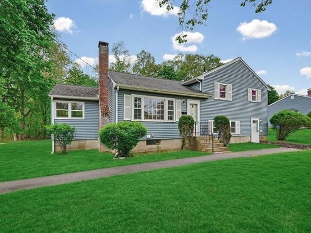 House for sale in Holliston, Massachusetts