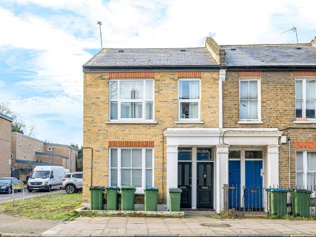 Apartment for rent in Coldbath Street Estate, Greater London