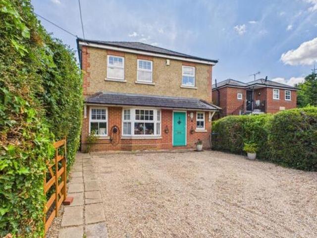 House for sale in Brambridge, Hampshire