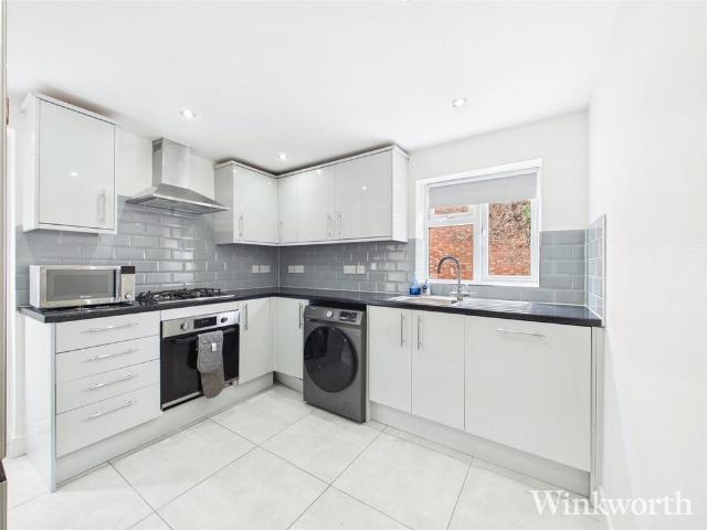 House for rent in London Borough of Ealing, Hanwell