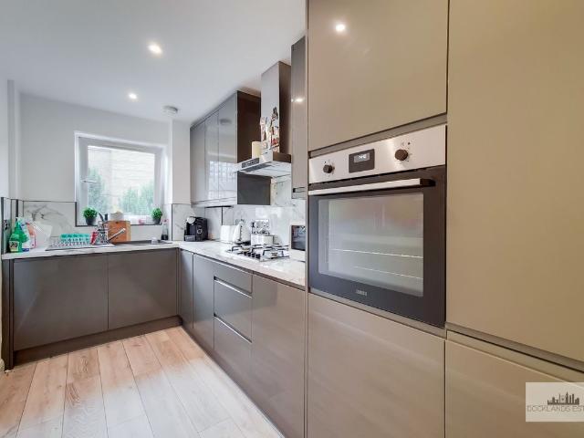Room for rent in Blackwall, Greater London