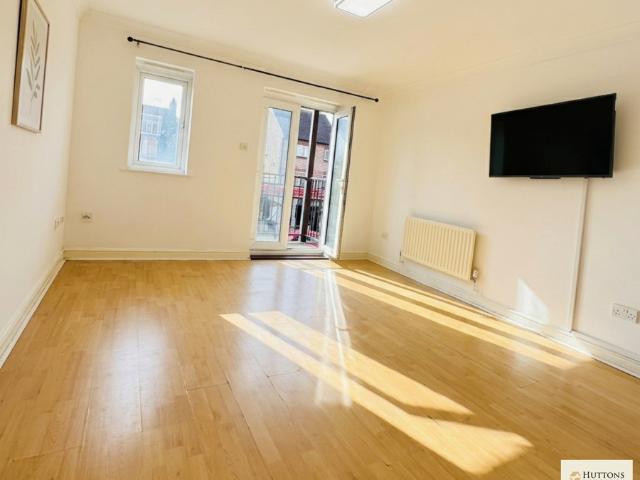 Apartment for rent in Hayes, Greater London