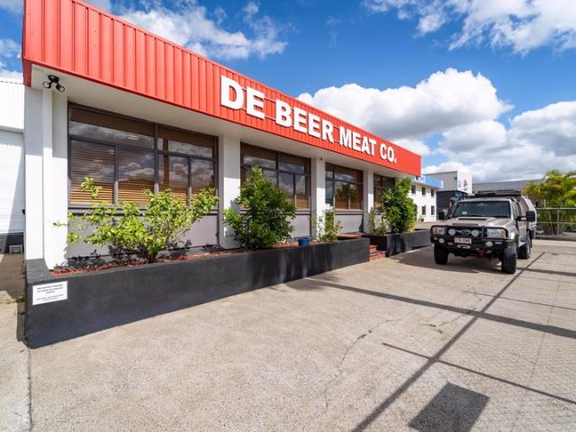 Warehouse for rent in Toombul, Queensland