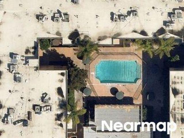 Condo for sale in Canoga Park, California
