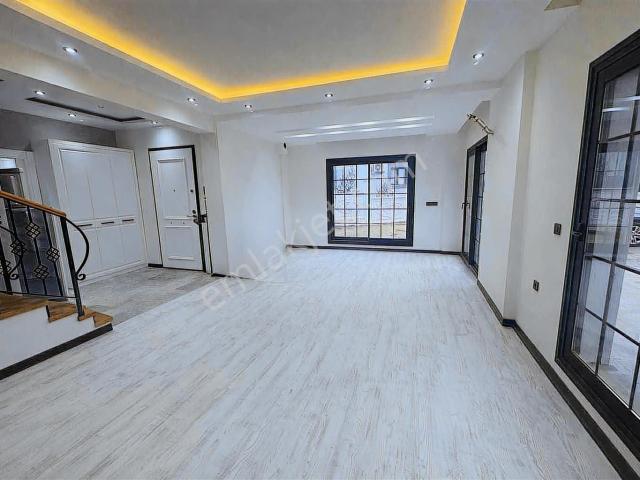 Menderes, İzmir içerisinde satılık Villa