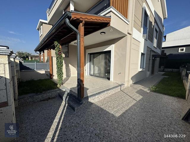 Menderes, İzmir içerisinde satılık Villa