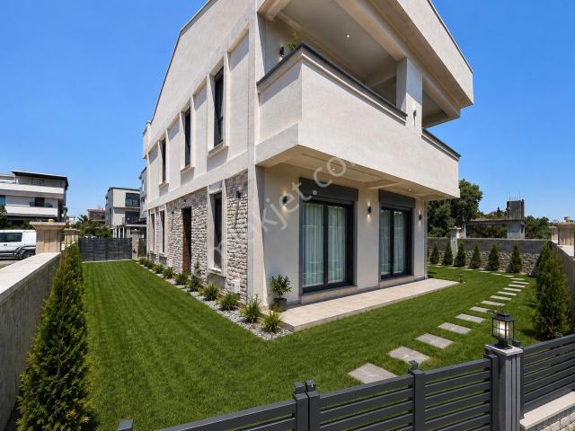Menderes, İzmir içerisinde satılık Villa