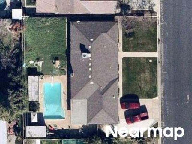 House for sale in Clovis