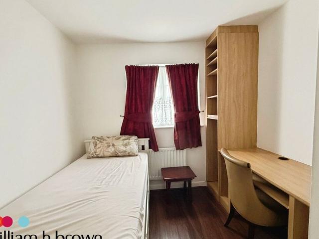 House for rent in Chadwell St Mary, Essex