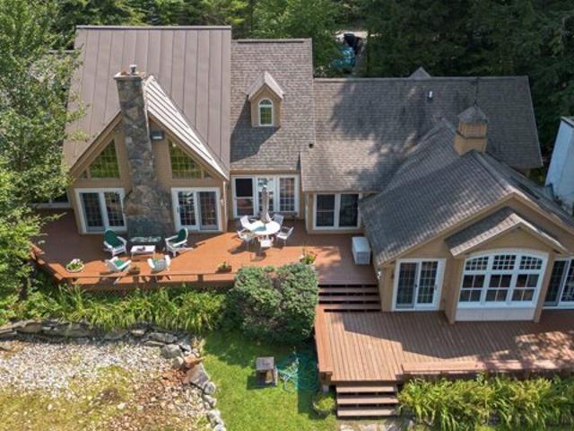 House for sale in Jamaica, Vermont