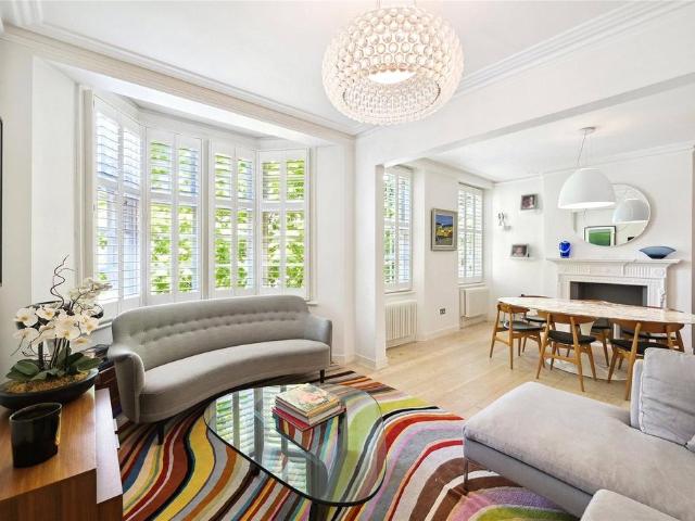 Apartment for rent in The Boltons, Greater London