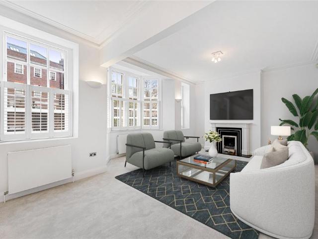 Apartment for rent in South Kensington, Greater London