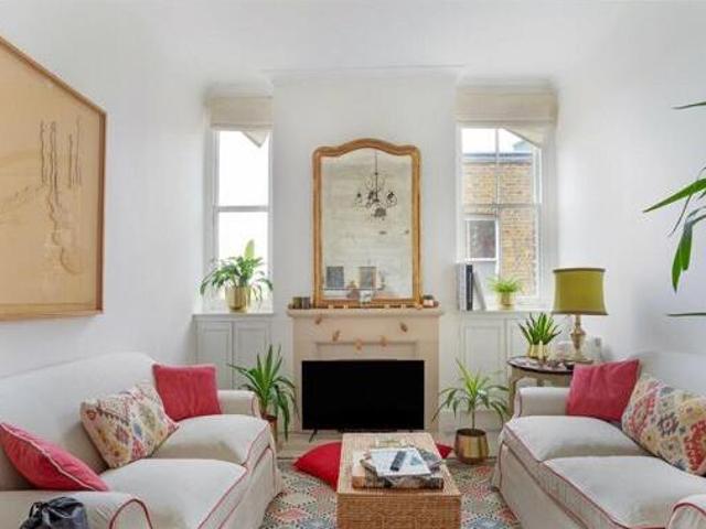 House for sale in Lyons, Greater London