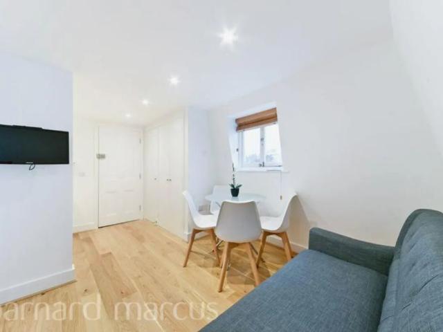Apartment for rent in Royal Borough of Kensington and Chelsea, Greater London