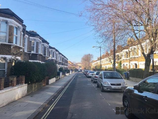 House for rent in Camberwell, Greater London