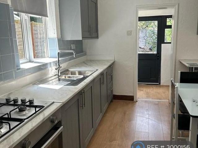 House for rent in Camberwell, Greater London