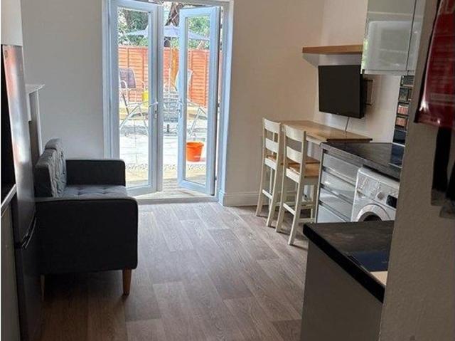House for rent in Camberwell, Greater London