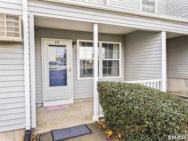 Condo for sale in West Haven, South Central Connecticut Planning Region