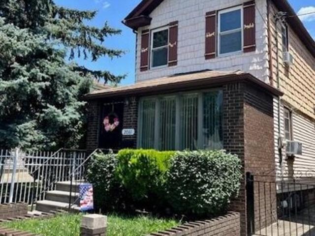 House for sale in Brooklyn
