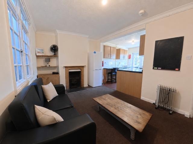 House for rent in Hanover & Queen's Park, Brighton