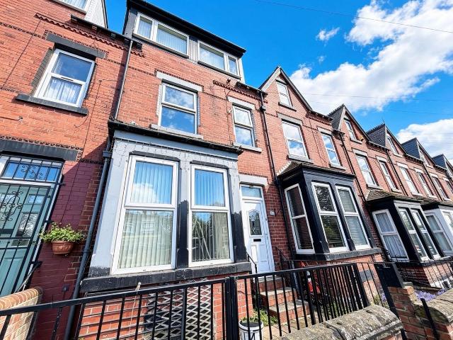 House for rent in Holbeck, West Yorkshire