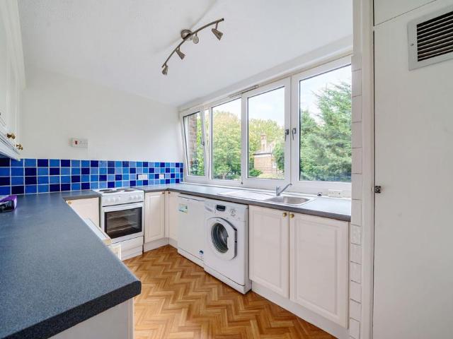 Apartment for rent in East Greenwich, Greater London