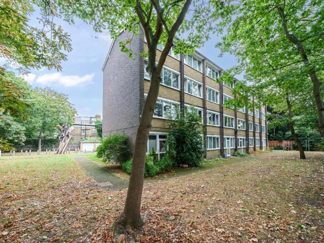 Apartment for rent in East Greenwich, Greater London