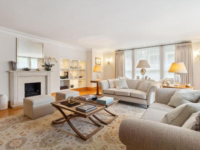 Apartment for rent in Wandon Estate, Greater London
