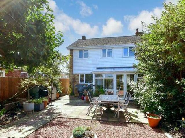 House for sale in Spring Vale, Hampshire
