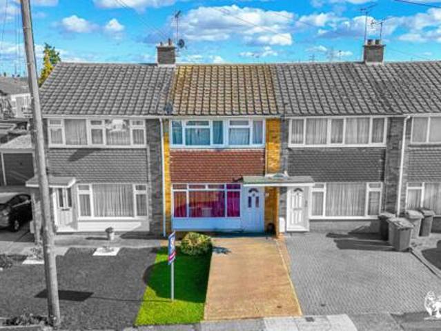House for sale in Tilbury, Essex