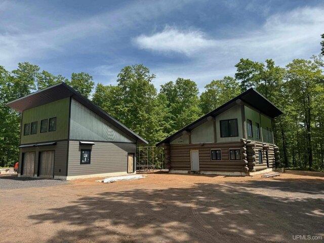 House for sale in Atlantic Mine