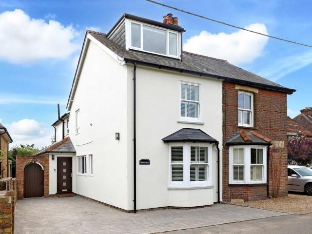 House for rent in Beaconsfield and Chepping Wye Community Board, Winchmore Hill