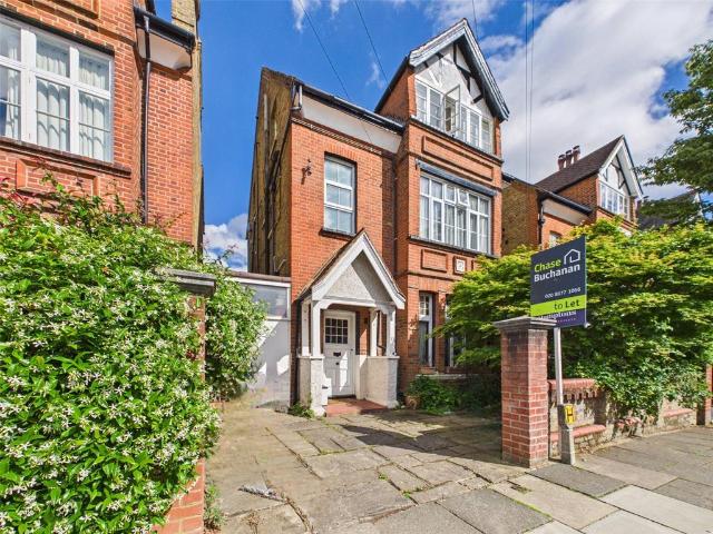 Apartment for rent in Strawberry Hill, Greater London