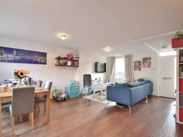 House for rent in Brook Green, Greater London