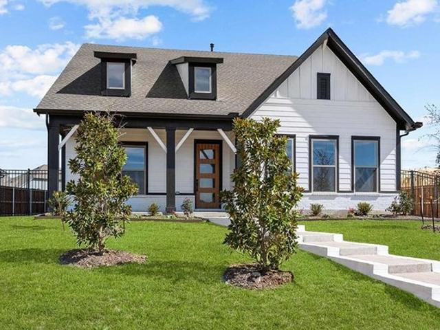 House for sale in Crowley, Texas