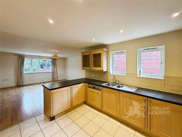 Apartment for rent in Woking, Surrey