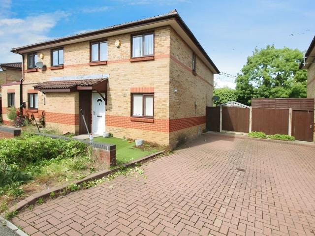 House for rent in London Borough of Hillingdon, Greater London
