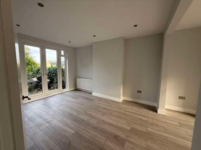 House for rent in Spring Park, Luton