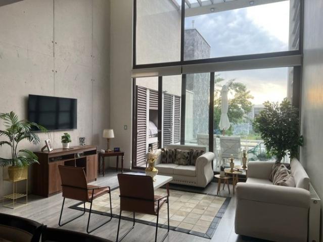 Colina, Av. Del valle chicureo colina