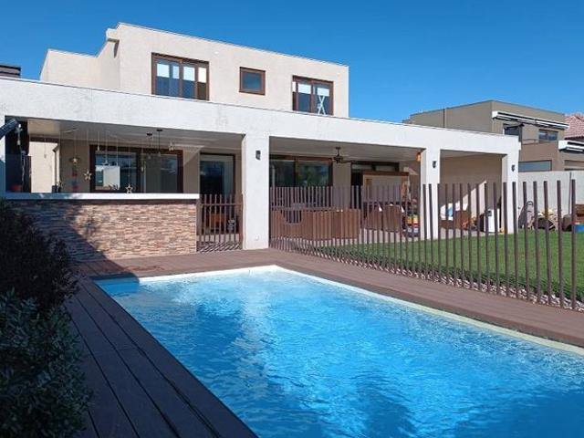 Colina, Casa en condominio valle nogales, full equipamiento !