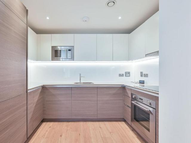 House for rent in Kingsbury, Greater London