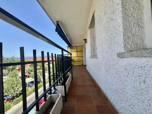 Apartamento en alquiler en La Estación, Collado