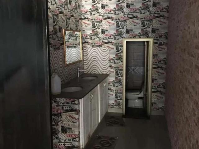 Commercial for rent in ماڈل ٹاؤن, ڈسکہ