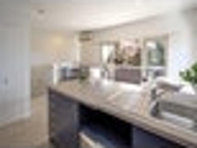 Townhouse for sale in Heathcote, Canterbury