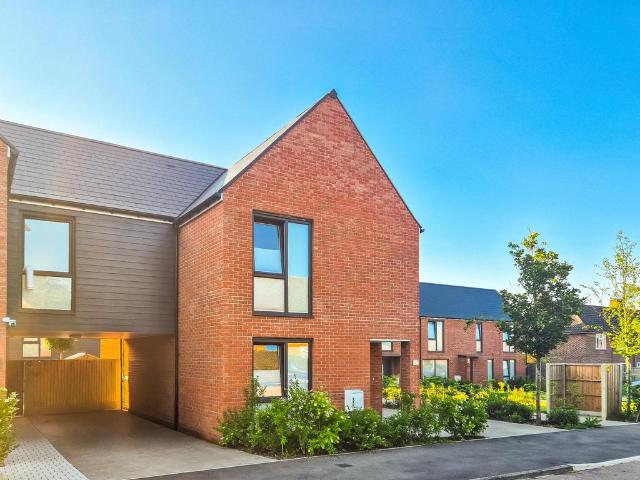House for rent in Debden Green, Epping