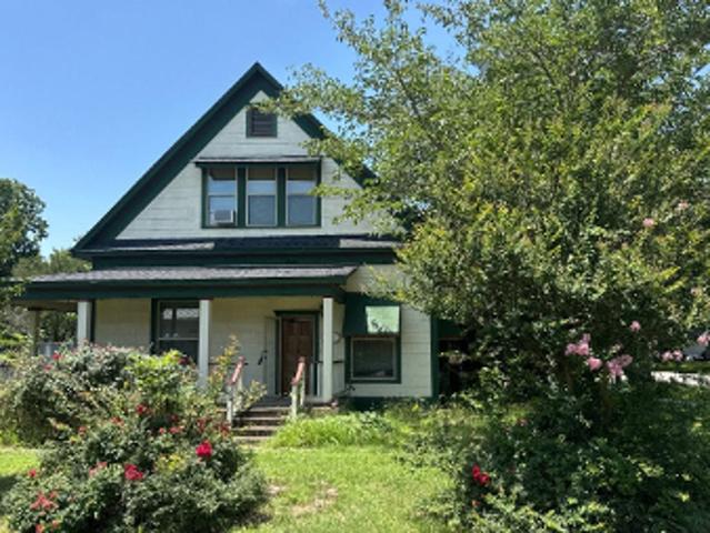 House for sale in Ellis, Texas