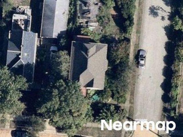 House for sale in Oakmont, Pennsylvania