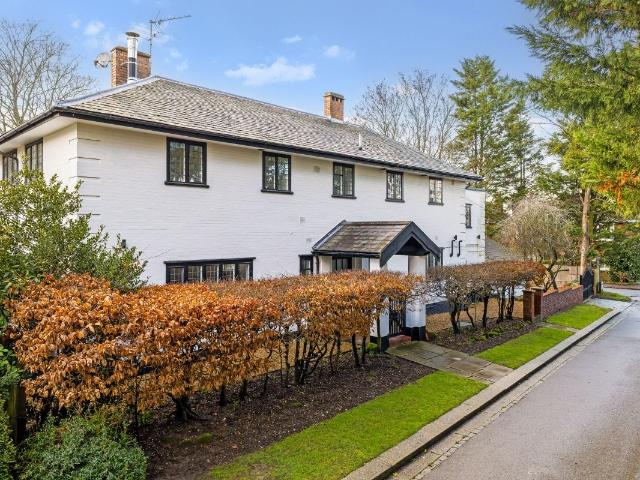 House for rent in Epsom, Surrey