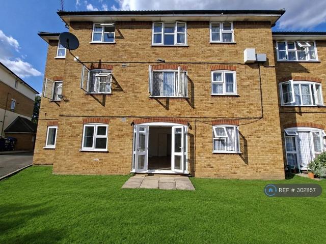 Apartment for rent in London Borough of Harrow, Greater London