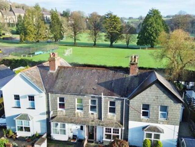House for sale in Weir Quay, Devon